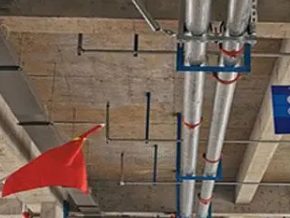 若尔盖管廊支架的安装方法